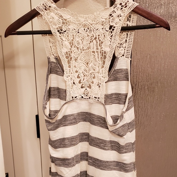 Tank Top - Picture 3 of 4